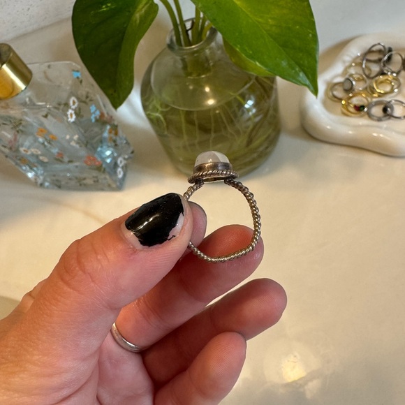 Moonstone ring - Picture 5 of 8